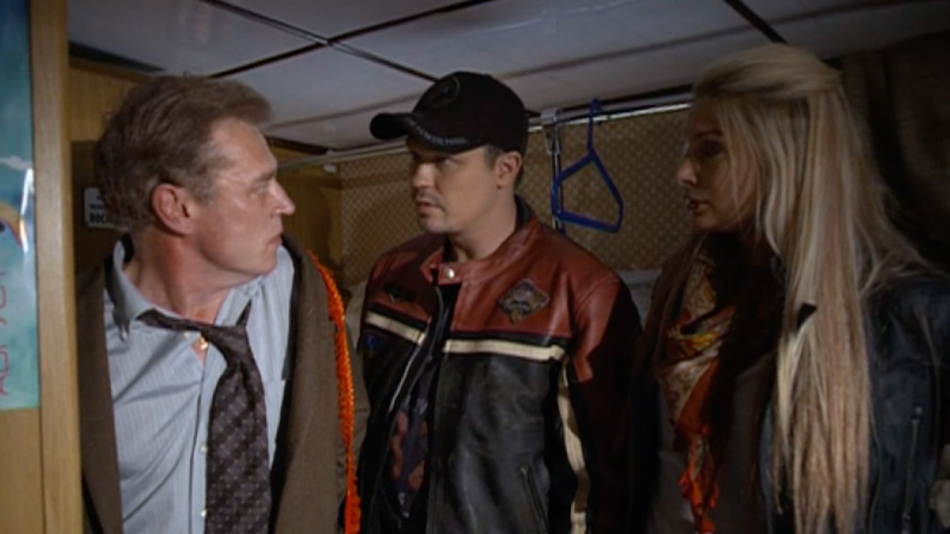 Поцелуй в голову